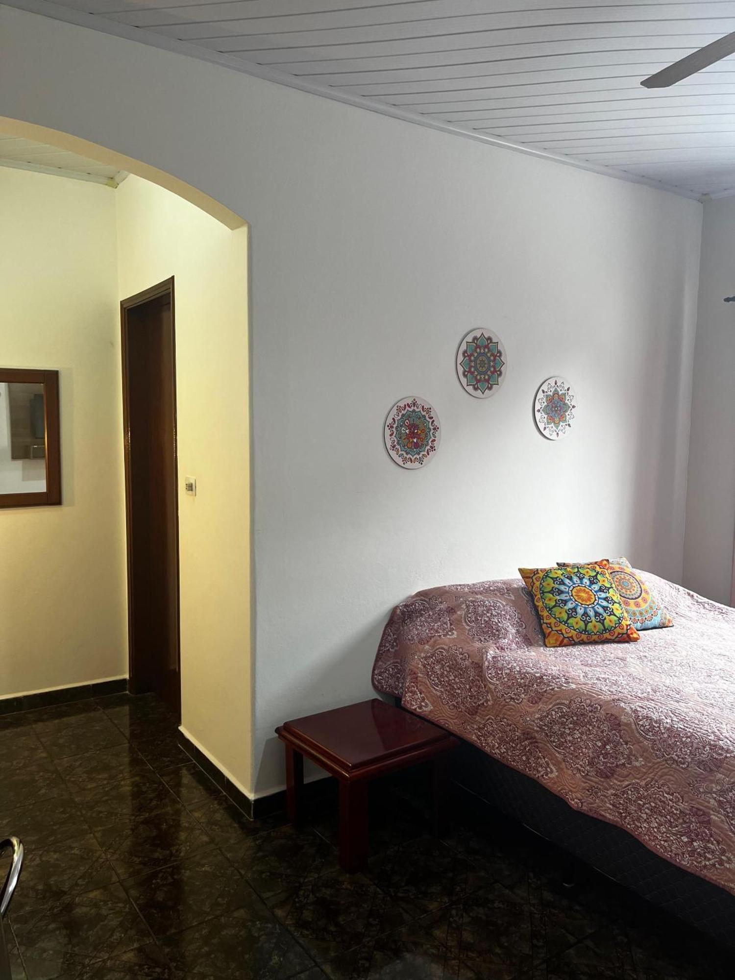 Casa Com Quarto E Suite São Miguel Arcanjo Exteriör bild