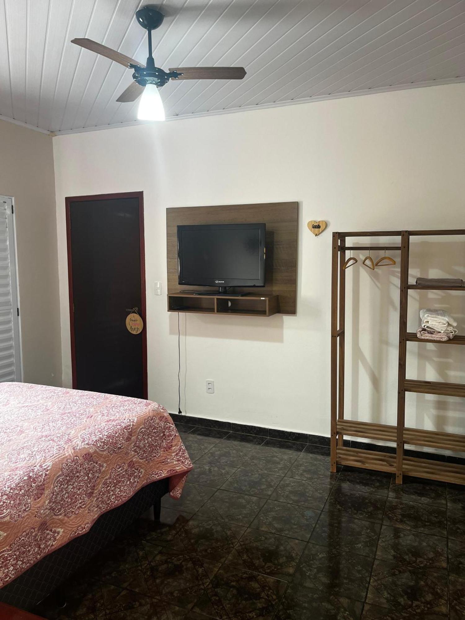 Casa Com Quarto E Suite São Miguel Arcanjo Exteriör bild