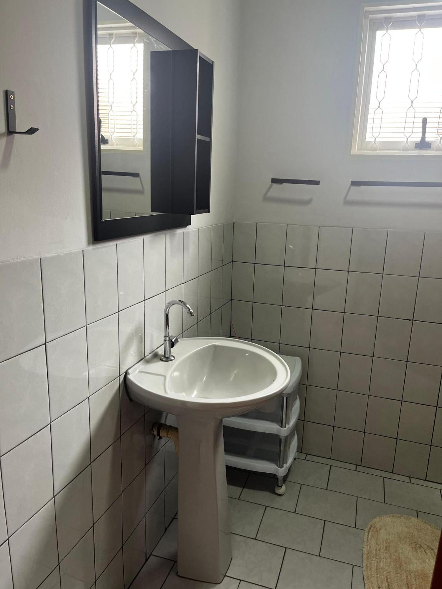 Casa Com Quarto E Suite São Miguel Arcanjo Exteriör bild